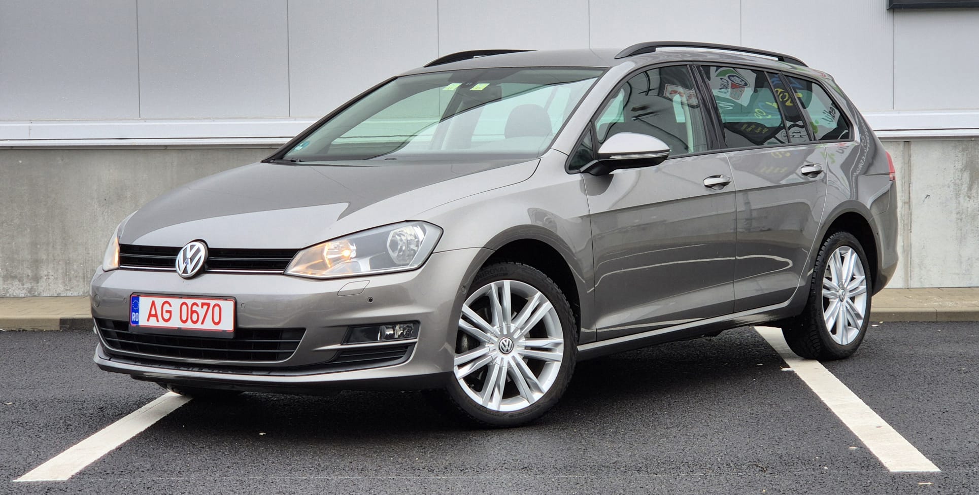 VOLKSWAGEN GOLF - Image 1